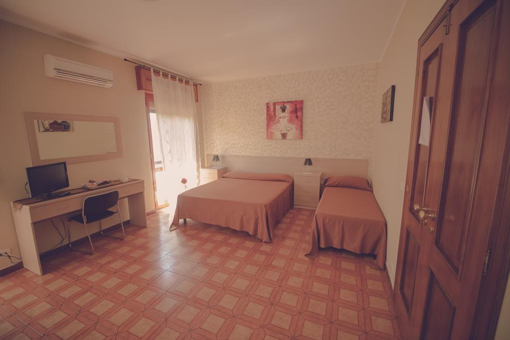Cassiodoro Rooms Affittacamere Катандзаро Екстер'єр фото